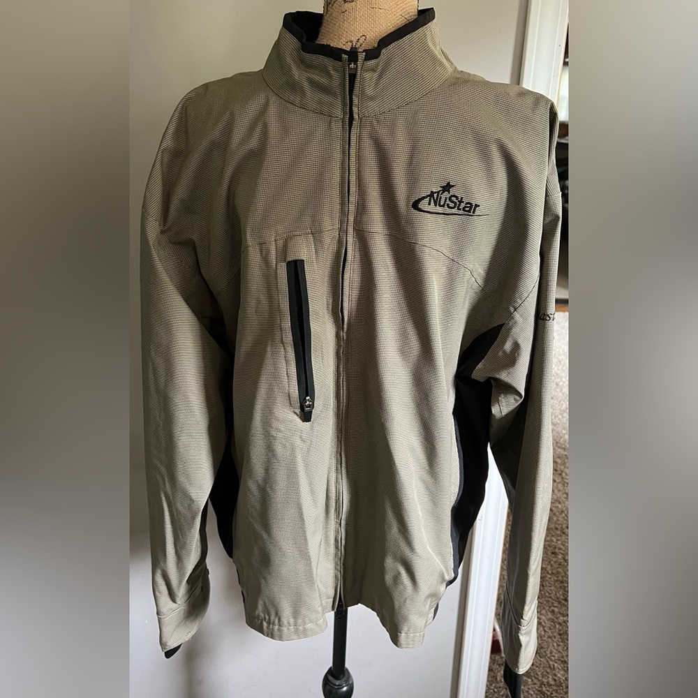 Zero Restriction Golf Outerwear Men’s Large